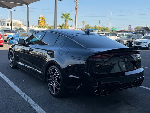Used 2022 Kia Stinger GT2 RWD image 6