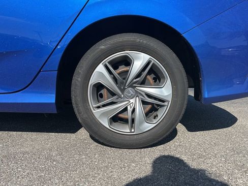 Used 2019 Honda Civic LX image 5