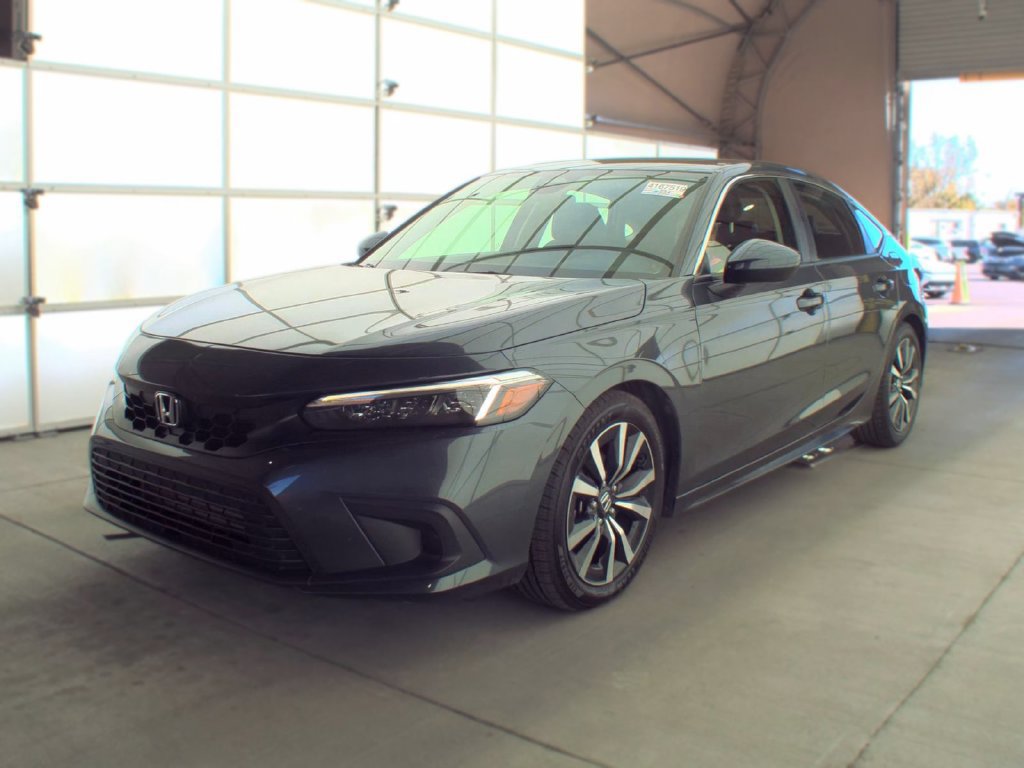 Used 2023 Honda Civic EX-L image 2