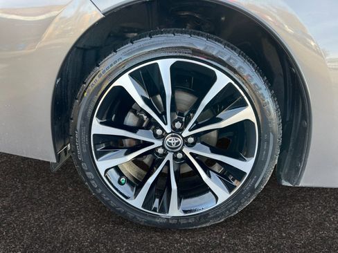 Used 2017 Toyota Corolla SE image 14