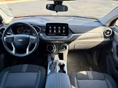 Used 2025 Chevrolet Blazer LT w/ Midnight/Sport Edition image 25