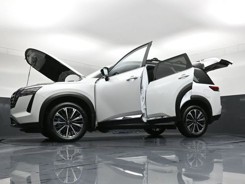 New 2026 Nissan Pathfinder Platinum image 41