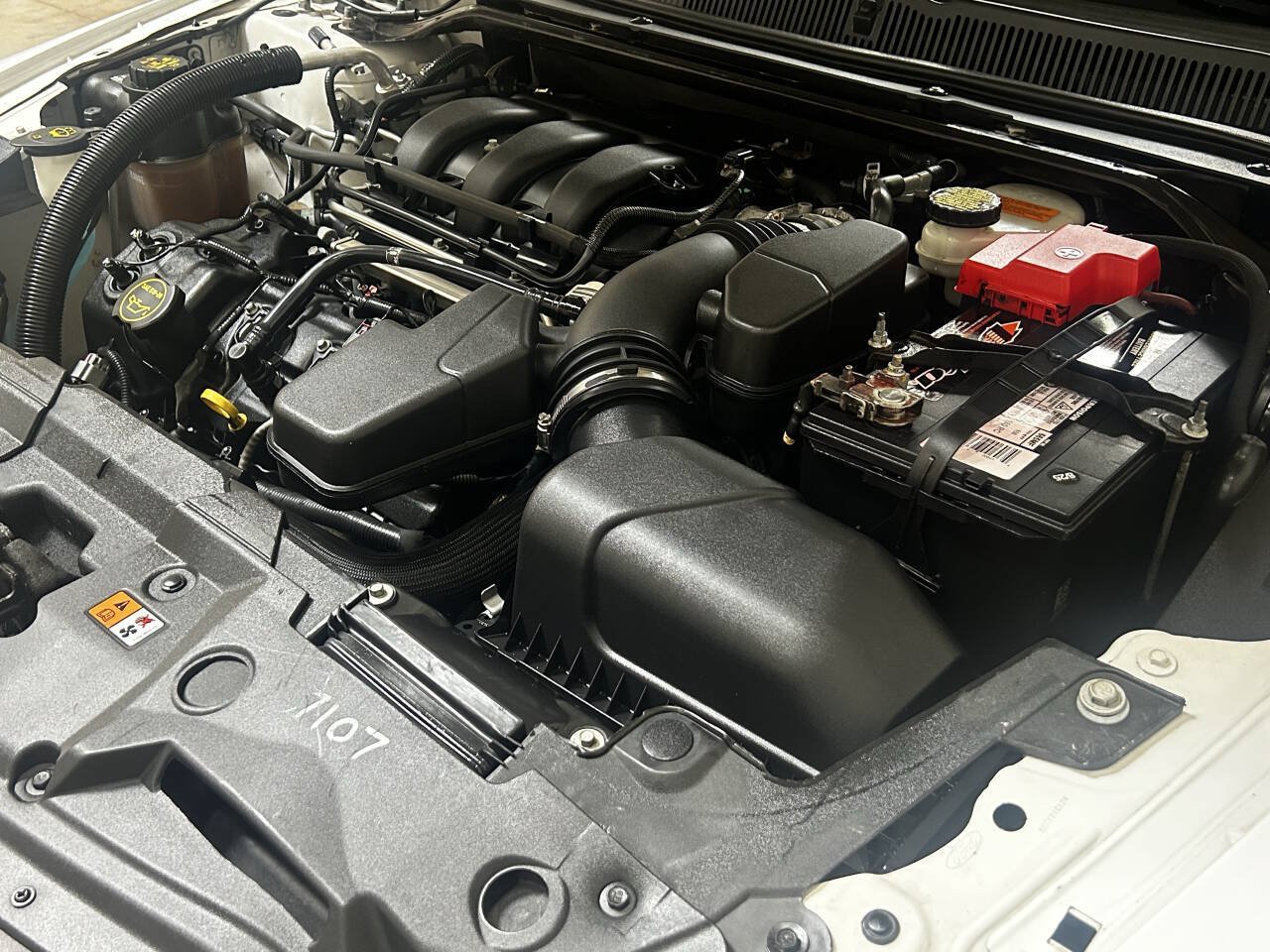 Used 2016 Ford Taurus Police Interceptor AWD image 18