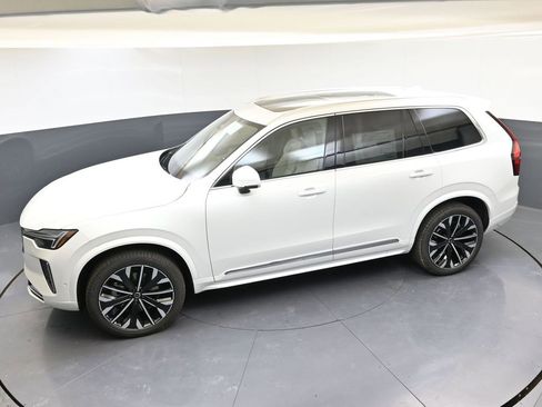 New 2026 Volvo XC90 B6 Plus w/ Protection Package Premier image 47