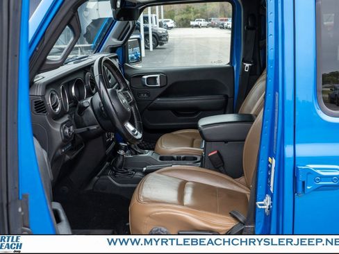 Used 2021 Jeep Wrangler Unlimited Sahara image 18