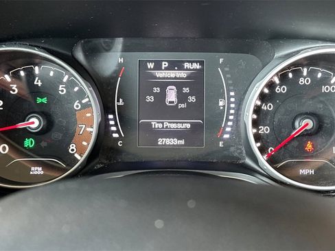 Used 2020 Jeep Compass Latitude image 21