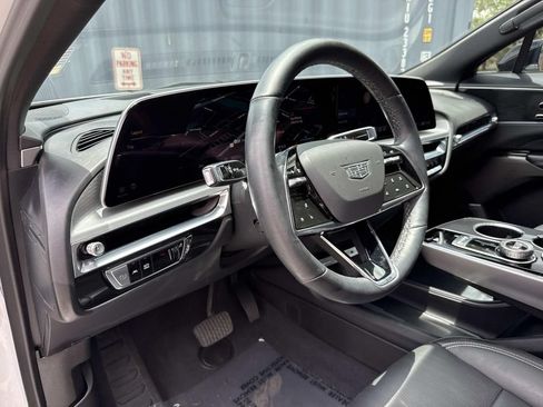 Used 2024 Cadillac Lyriq Luxury w/ LPO, Floor Liner Package RWD image 25