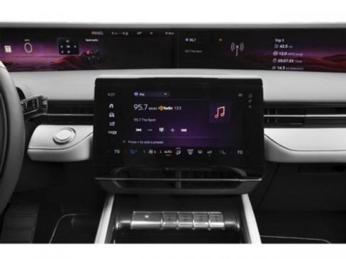 New 2025 Lincoln Nautilus Premier w/ Equipment Group 102A image 12