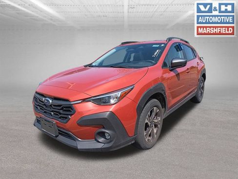 Used 2024 Subaru Crosstrek 2.0i Premium AWD/4WD image 3