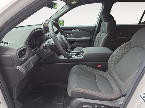 New 2026 Honda Pilot Sport image 10