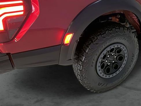 Used 2025 Ford F150 Raptor AWD/4WD image 12
