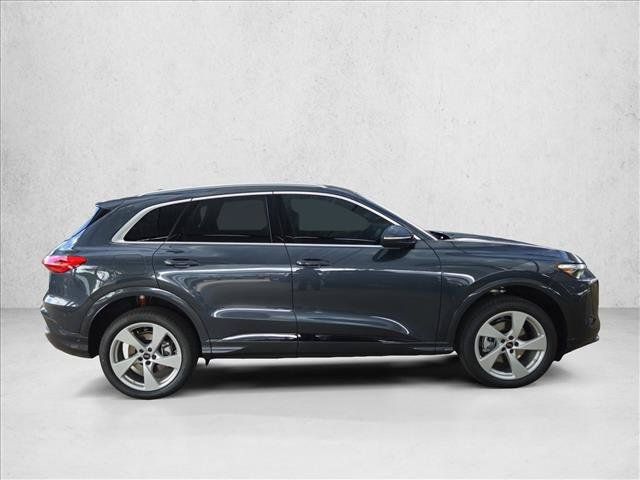 New 2026 Audi Q5 Premium w/ Premium Plus AWD/4WD image 4
