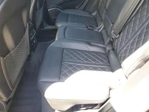Used 2021 Audi SQ5 Premium Plus w/ Premium Plus Package AWD/4WD image 11