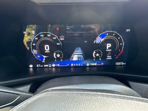 Certified 2024 Chevrolet Colorado Trail Boss w/ Advanced Trailering Package AWD/4WD image 25