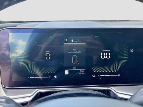 Used 2025 Kia Sorento EX w/ EX Panoramic Sunroof Package image 43