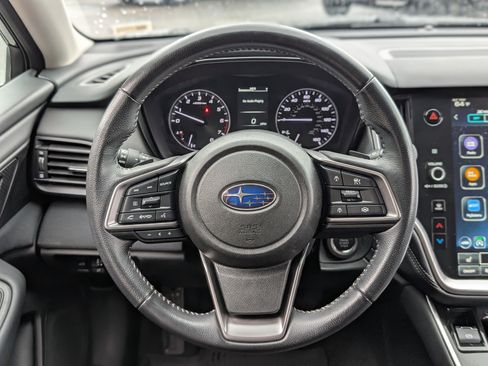 Used 2023 Subaru Outback Premium image 24
