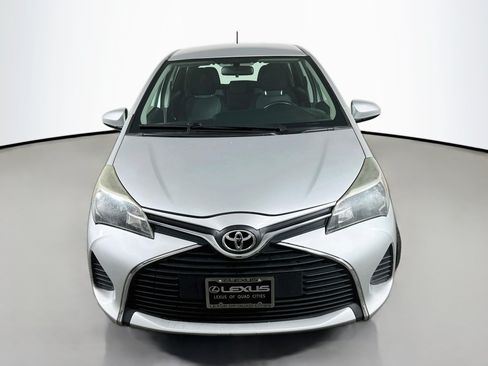 Used 2015 Toyota Yaris LE FWD image 2