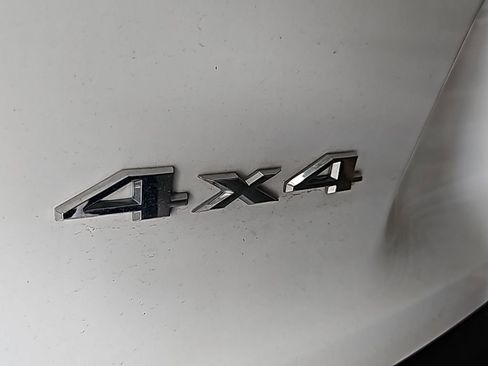 Used 2020 Jeep Cherokee Limited w/ Luxury Group image 7