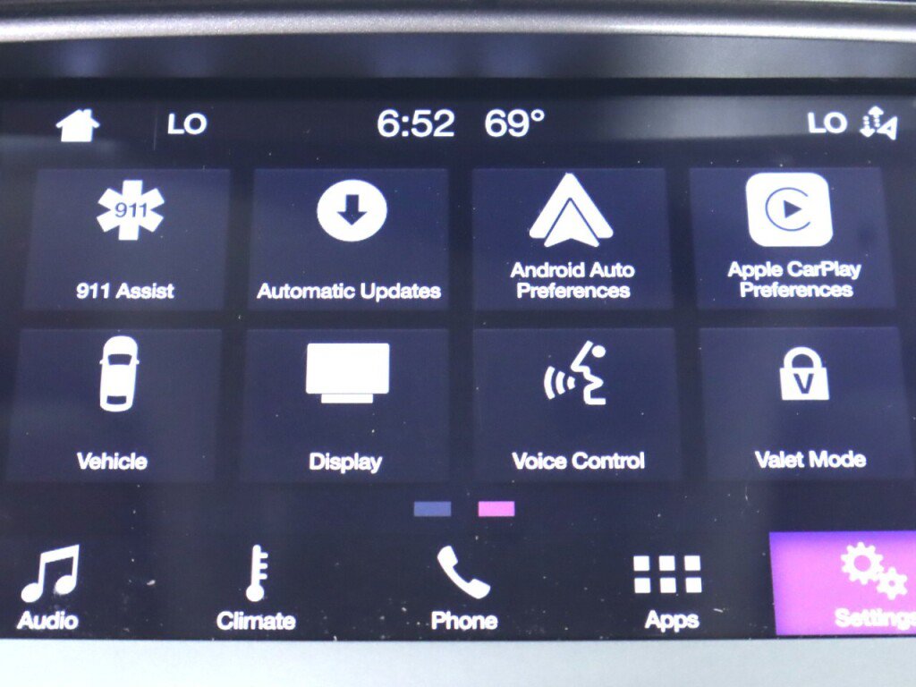 Used 2019 Ford Ranger XLT w/ Equipment Group 302A Luxury AWD/4WD image 22