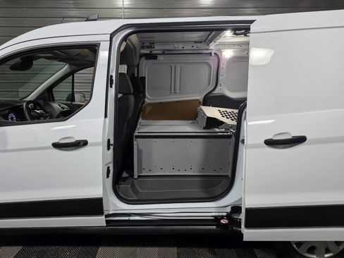 Used 2023 Ford Transit Connect XL FWD image 12