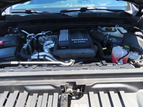 Used 2022 GMC Sierra 1500 SLT w/ SLT Premium Plus Package AWD/4WD image 13