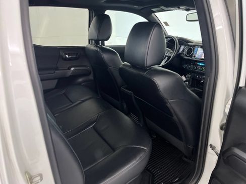 Used 2019 Toyota Tacoma TRD Pro AWD/4WD image 23