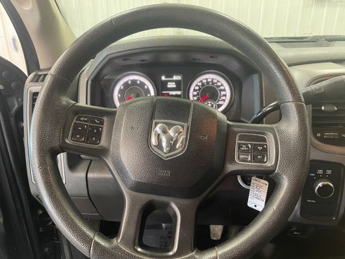 Used 2014 RAM 1500 Express image 15