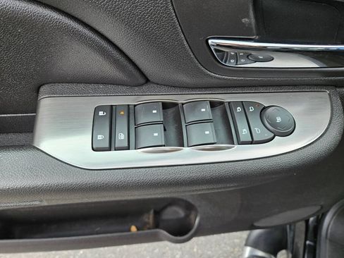 Used 2007 Chevrolet Avalanche LT w/ LT Preferred Equipment Group AWD/4WD image 19