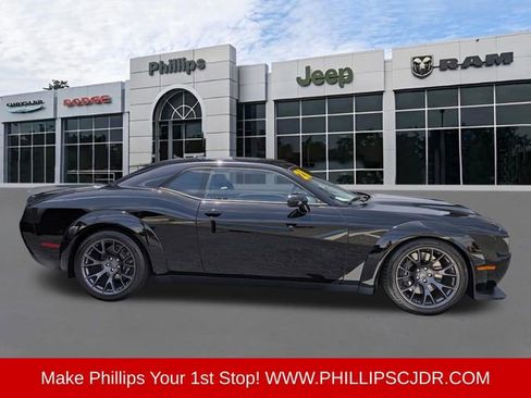 Used 2020 Dodge Challenger SRT Hellcat Redeye RWD image 2