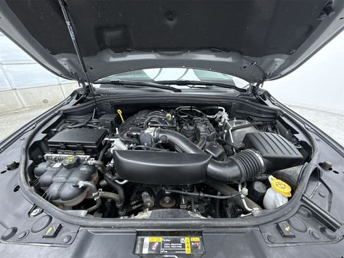 Used 2024 Dodge Durango GT image 38