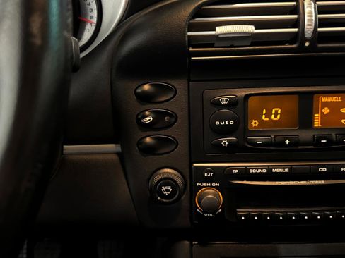 Used 2004 Porsche 911 Targa image 13