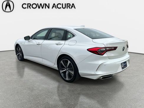 Used 2025 Acura TLX w/ Technology Package image 3