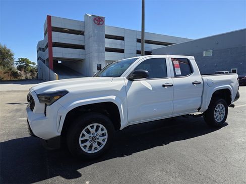 New 2026 Toyota Tacoma SR image 3