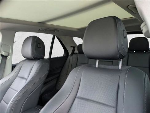 Used 2024 Mercedes-Benz GLE 350 4MATIC image 14