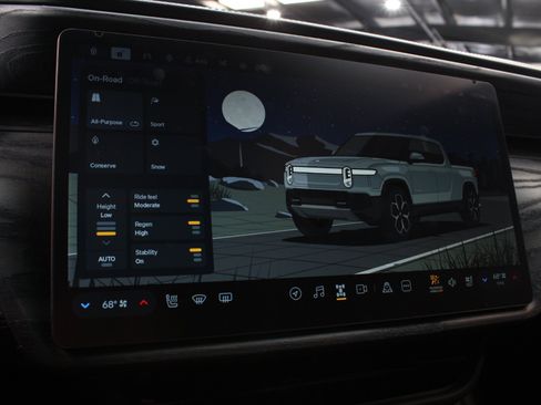 Used 2022 Rivian R1T Adventure AWD/4WD image 76