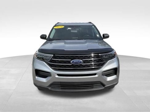 Used 2021 Ford Explorer XLT RWD image 7