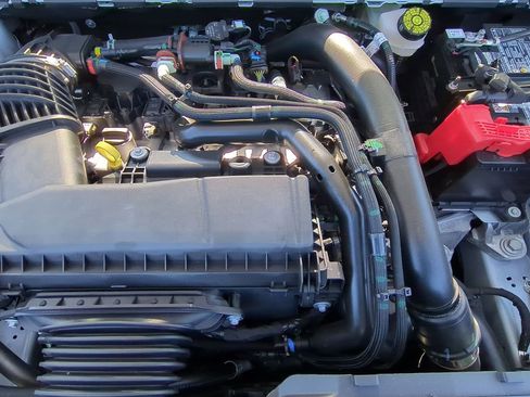 New 2025 Ford Maverick XLT w/ XLT Luxury Package image 12