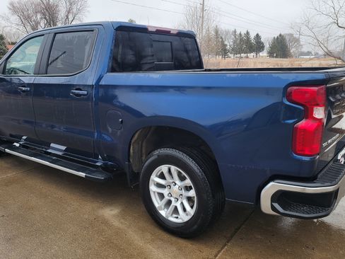 Used 2021 Chevrolet Silverado 1500 LT w/ All Star Edition Plus image 6