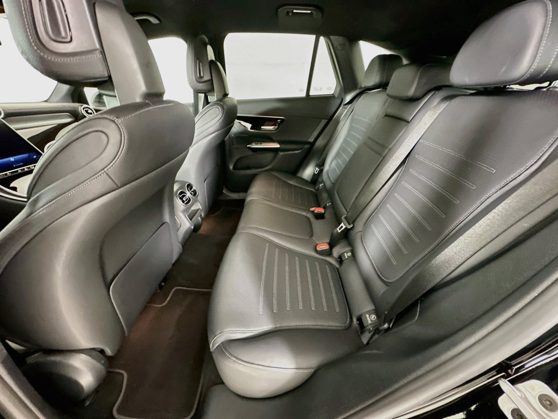 Certified 2024 Mercedes-Benz GLC 300 4MATIC image 24