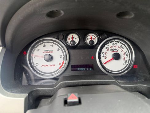 Used 2009 Ford Focus SES FWD image 14