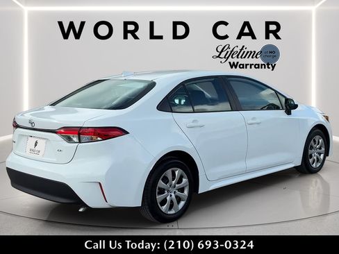 Used 2026 Toyota Corolla LE FWD image 3