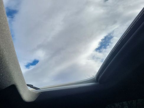 Used 2023 Chevrolet Silverado 2500 High Country w/ Z71 Off-Road Package image 24