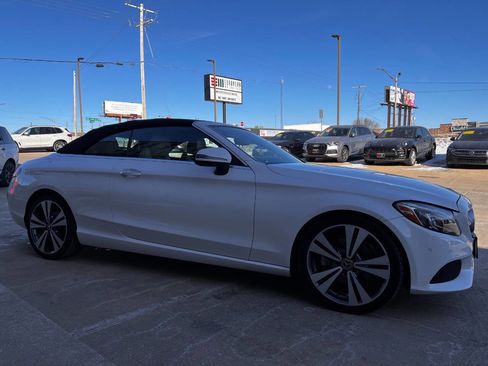 Used 2018 Mercedes-Benz C 300 4MATIC Cabriolet image 11