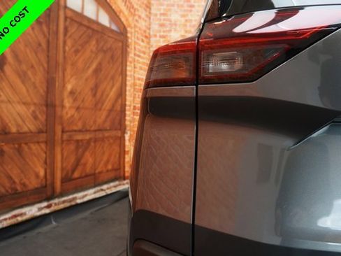 Used 2022 Nissan Rogue SL w/ SL Premium Package image 81