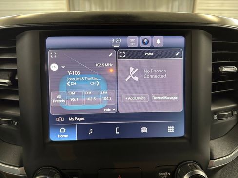 Used 2023 RAM 1500 Big Horn image 12