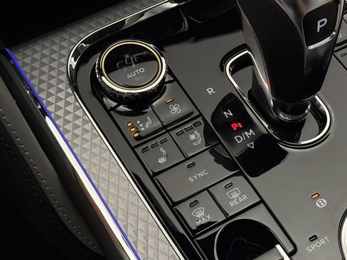 New 2026 Bentley Flying Spur Mulliner image 48