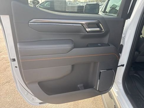 Used 2022 GMC Sierra 1500 AT4 w/ AT4 Preferred Package image 33