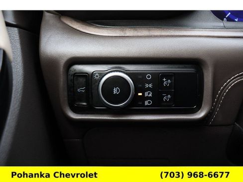 Used 2023 Ford Explorer Platinum w/ Technology Package image 18