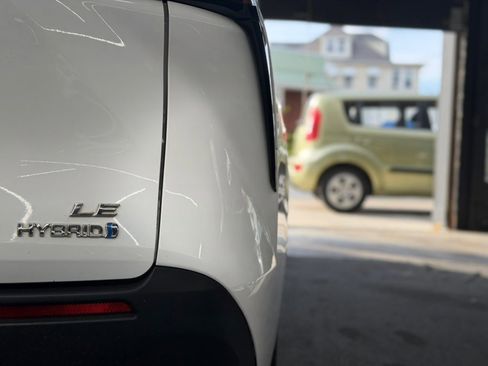 Used 2021 Toyota Sienna LE FWD image 8