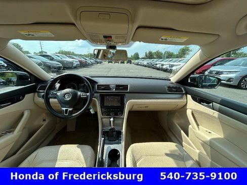 Used 2015 Volkswagen Passat TDI SE FWD image 27